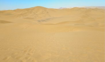 Taklamakan desert trekking tour